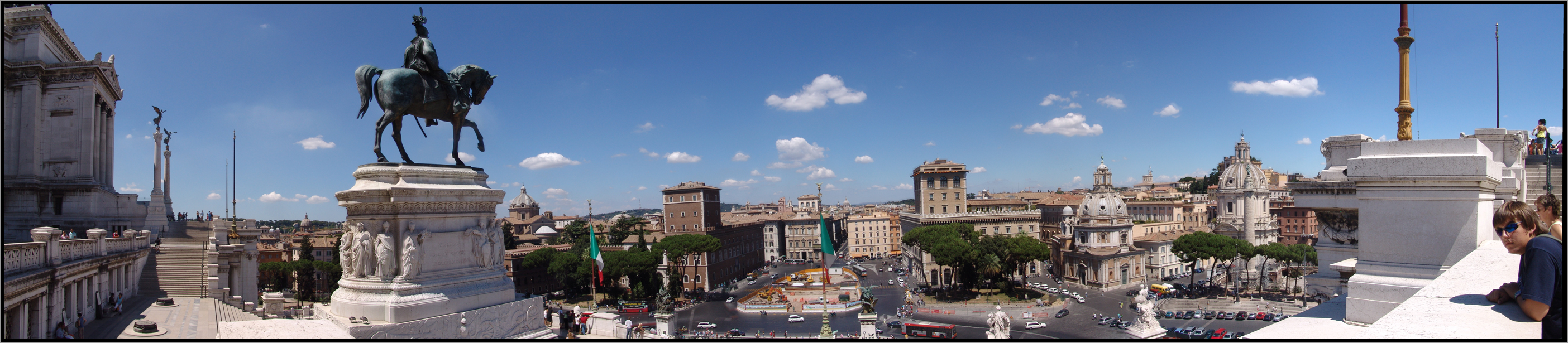 Monument Victor Emanuele II, Place de Venise, Colonne de Trajan, Rome, Italie, Ao�t 2006