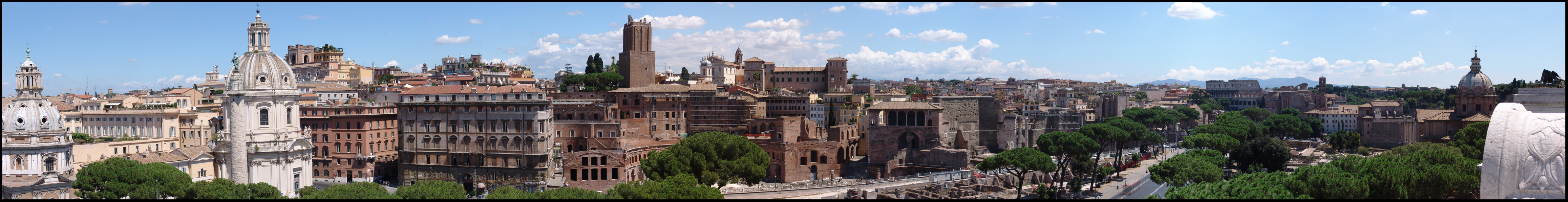 La Colonne de Trajan, Via dei Fori Imperiali, Rome, Italie, Ao�t 2006