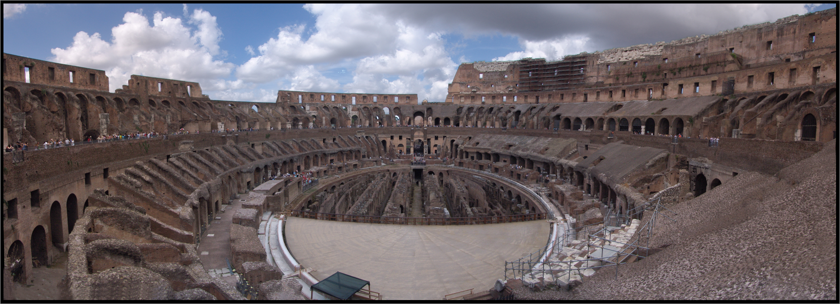 Le Colis�e, Rome, Italie, Ao�t 2006
